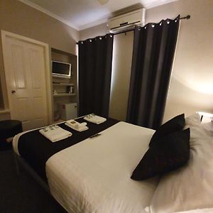 Small Double Room 10